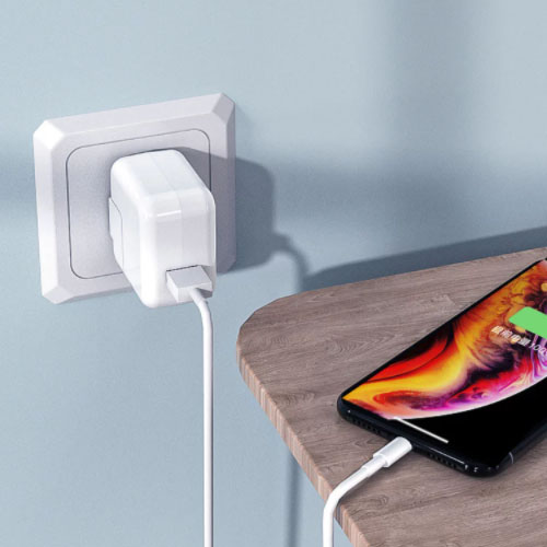 What affects the rate at which your phone charges?